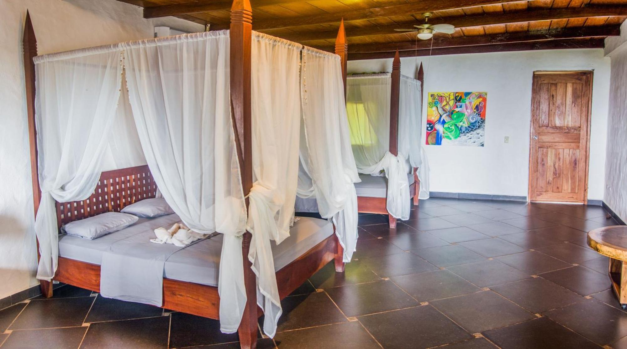 Punta Duarte Garden Inn Los Duarte Phòng bức ảnh