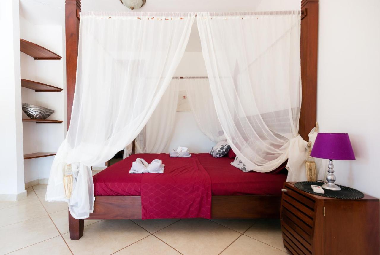 Punta Duarte Garden Inn Los Duarte Ngoại thất bức ảnh